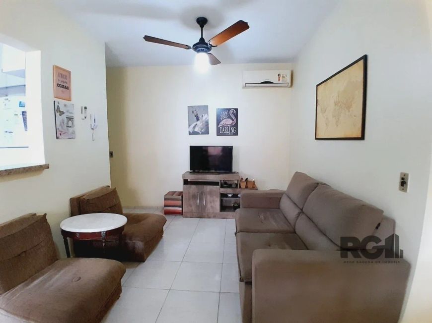 Apartamento à venda no bairro Partenon, 76 m² com 3 dormitórios/quartos.