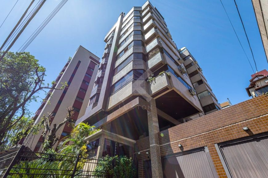 Cobertura com 222m² e 3 dormitórios no Rio Branco