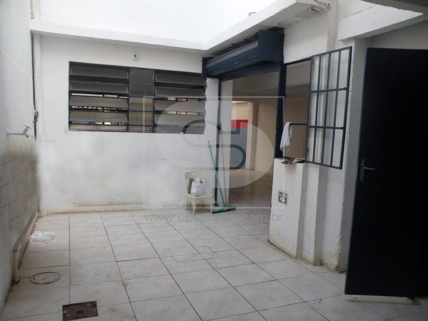 Depósito/Pavilhão em Porto Alegre, no bairro Cristo Redentor, à venda.