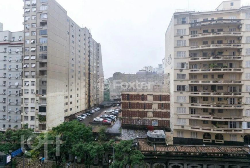 Apartamento à venda Rua Duque de Caxias, Centro Histórico - Porto Alegre