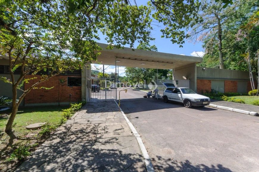 VENDA, CASA EM CONDOMÍNIO com 460m², 5 dormitório(s), 2 vaga(s). PEDRA REDONDA, PORTO ALEGRE.