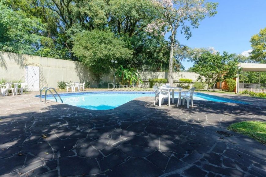 VENDA, CASA EM CONDOMÍNIO com 460m², 5 dormitório(s), 2 vaga(s). PEDRA REDONDA, PORTO ALEGRE.