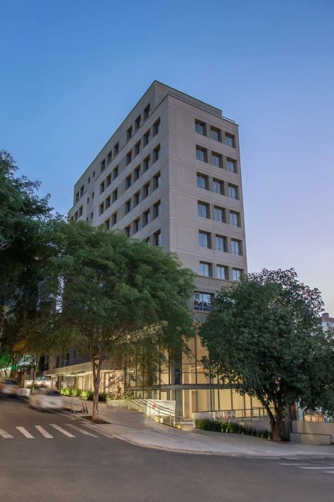 Salas/Conjuntos em Auxiliadora com 45.47 m² , 1 vaga(s).