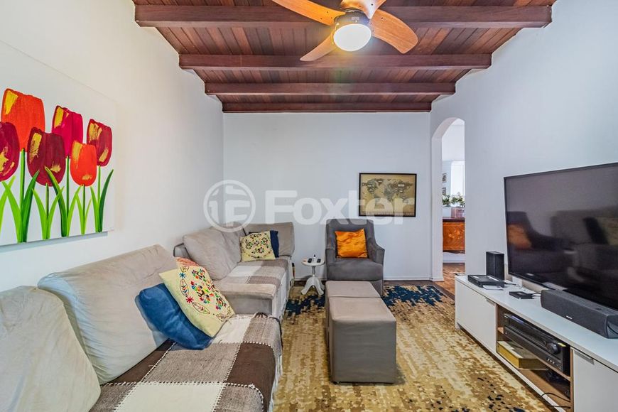 Casa à venda Rua Estácio de Sá, Chácara das Pedras - Porto Alegre