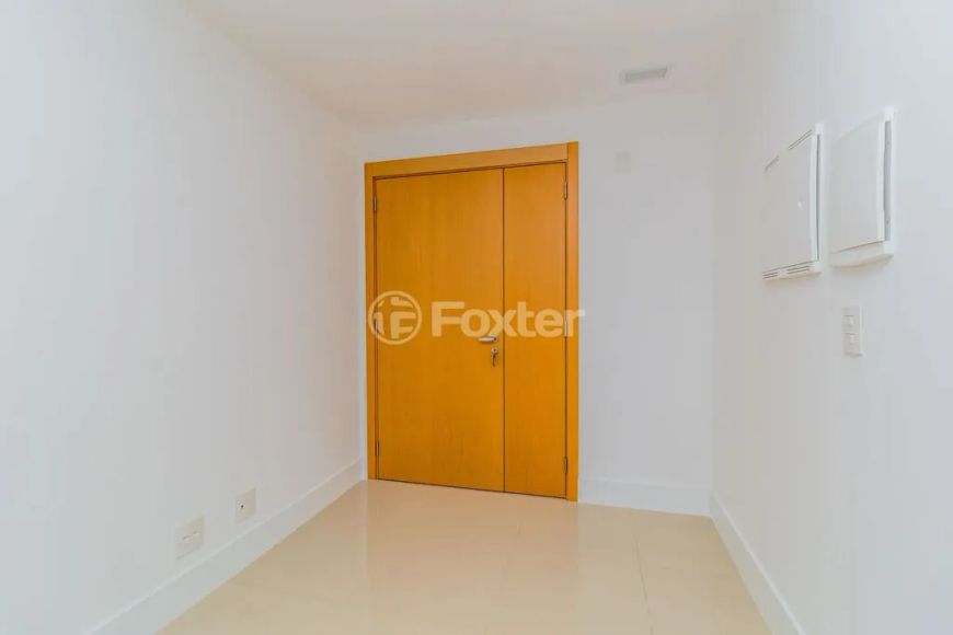 Consultório a venda possui 36m² MEDPLEX EIXO NORTE - Porto Alegre - RS