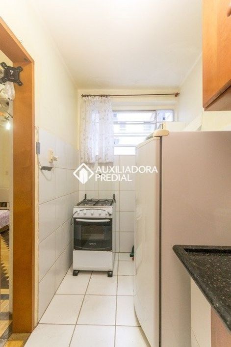 Apartamento mobiliado com excelente localizaçã