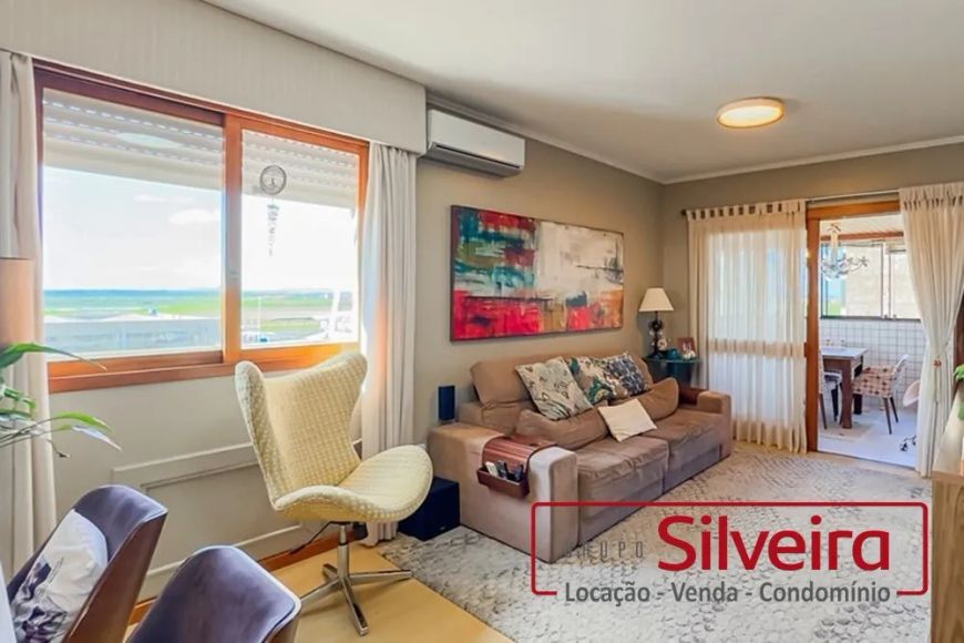 Apartamento em Porto Alegre, no bairro Jardim Lindóia, à venda.