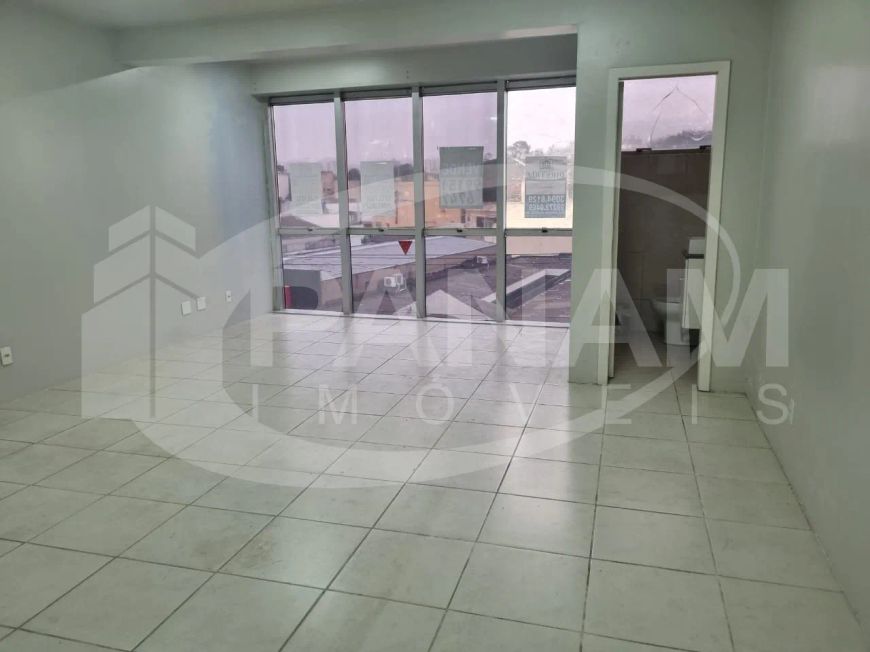 Salas/Conjuntos em Passo da Areia com 60 m² .