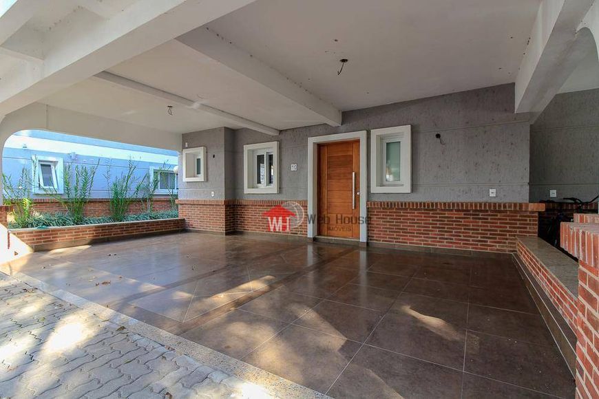 Casa com 3 dormitórios à venda, 295 m² por R$ 2.850.000,00 - Vila Assunção - Porto Alegre/RS