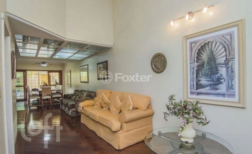 Casa à venda Avenida General Barreto Viana, Chácara das Pedras - Porto Alegre