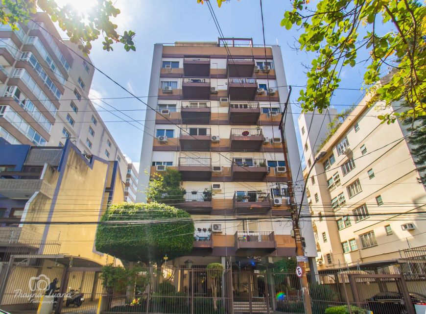 Cobertura de 2 dormitórios no Bom Fim