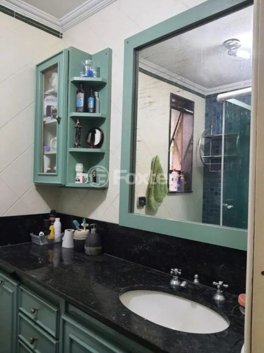 Apartamento de 2 dormitórios á venda na Cidade Baixa