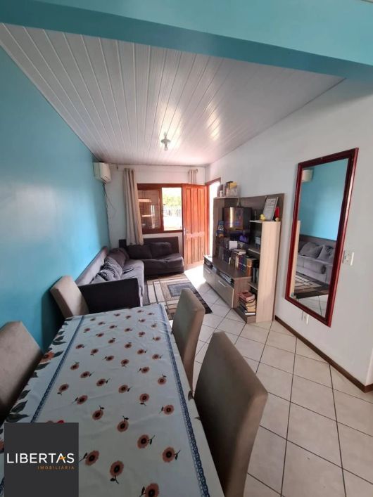 Casa 2 dormitórios à venda Hípica Porto Alegre/RS