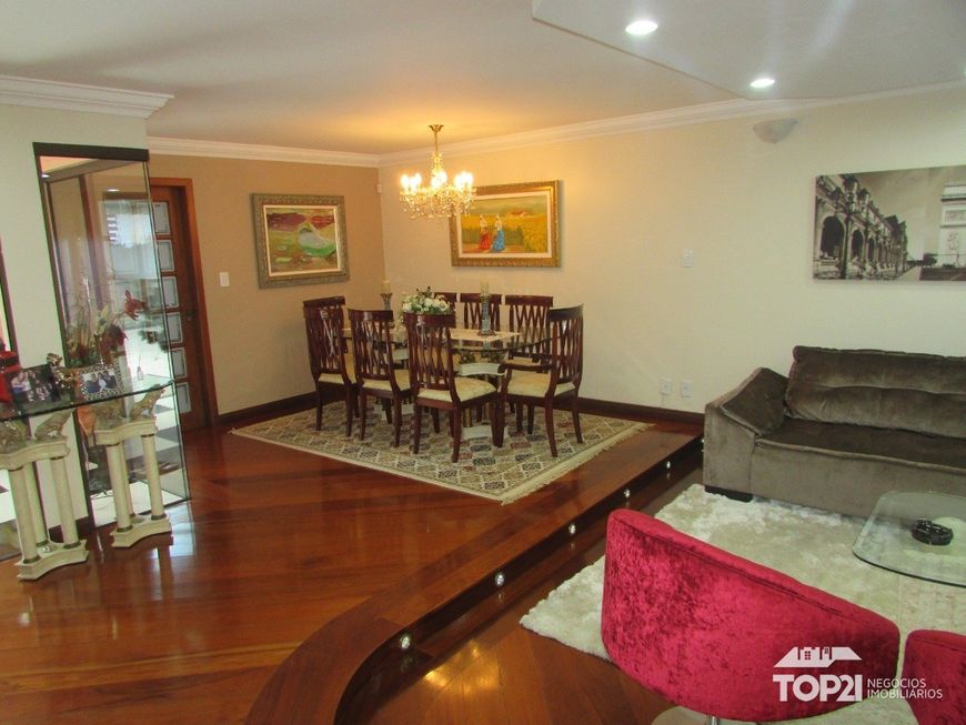 Casa 4 Dormitório(s) Bairro Sarandi
