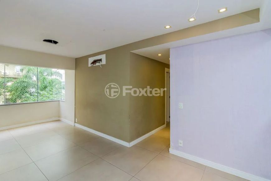 Belo apartamento em condomínio no Jardim Carvalho