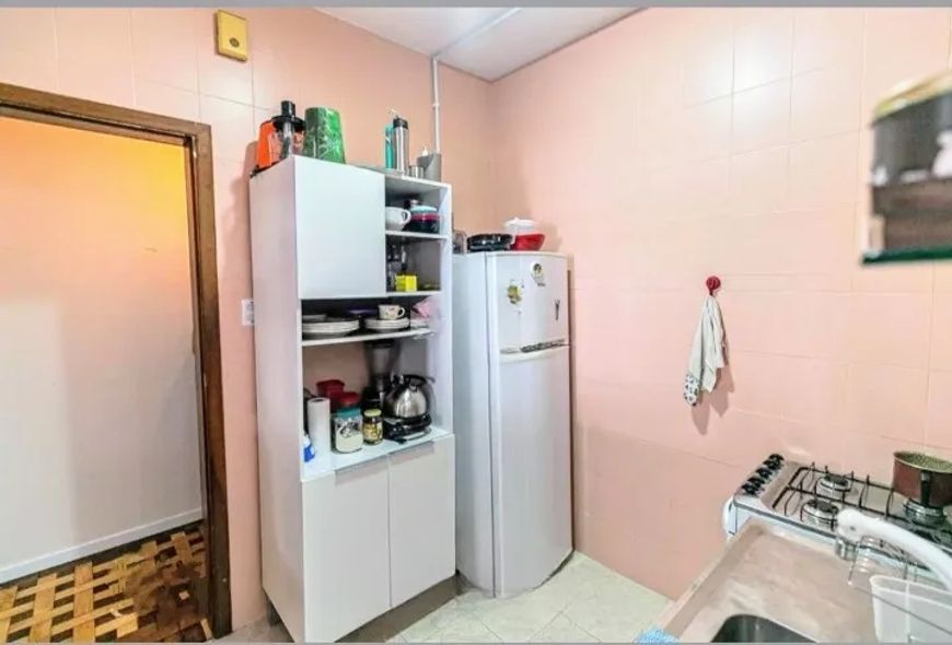 Apartamento 02 dormitórios à venda no bairro Cidade Baixa, em Porto Alegre/RS.