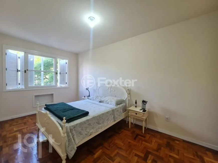 Imóvel para venda tem 68 metros quadrados com 2 quartos em Azenha - Porto Alegre - RS