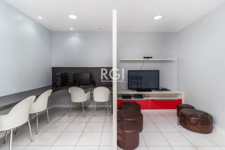 Apartamento 2 dormitórios, sendo 1 suíte, 82 m² de área privativa e 1 vaga(s) de garagem. Localizado