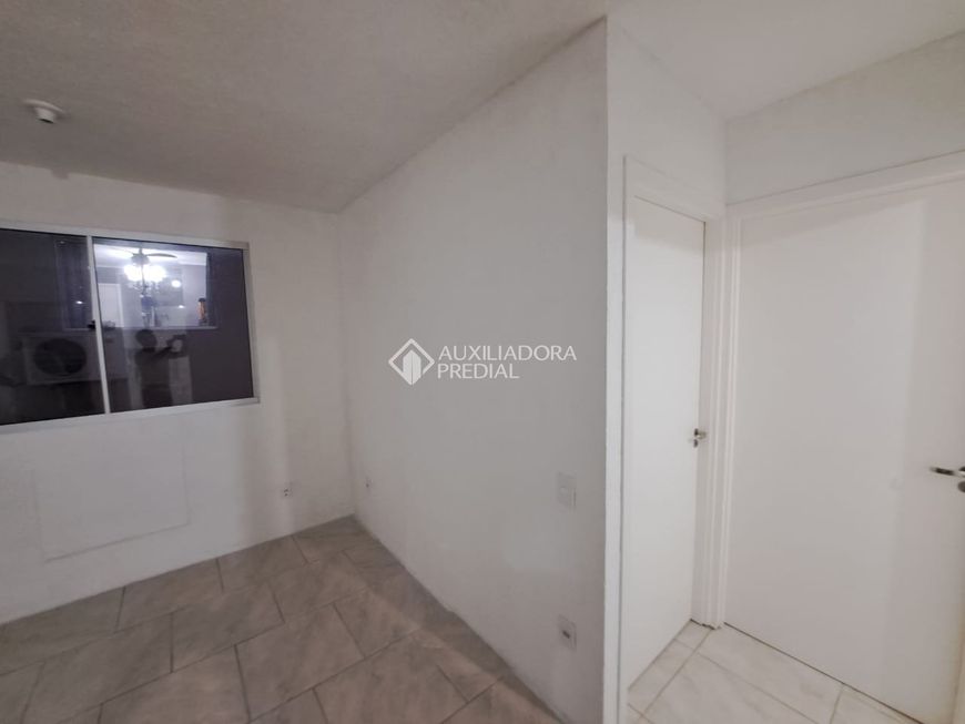 Apartamento à venda em Cavalhada com 41m² e 2 dormitórios/quartos disponíveis