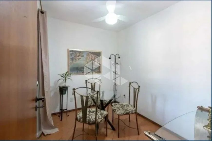 Sobrado no Bairro Tristeza com 3 quartos, 2 vaga e 131.4m² para vender no Bairro Tristeza por R$ 799