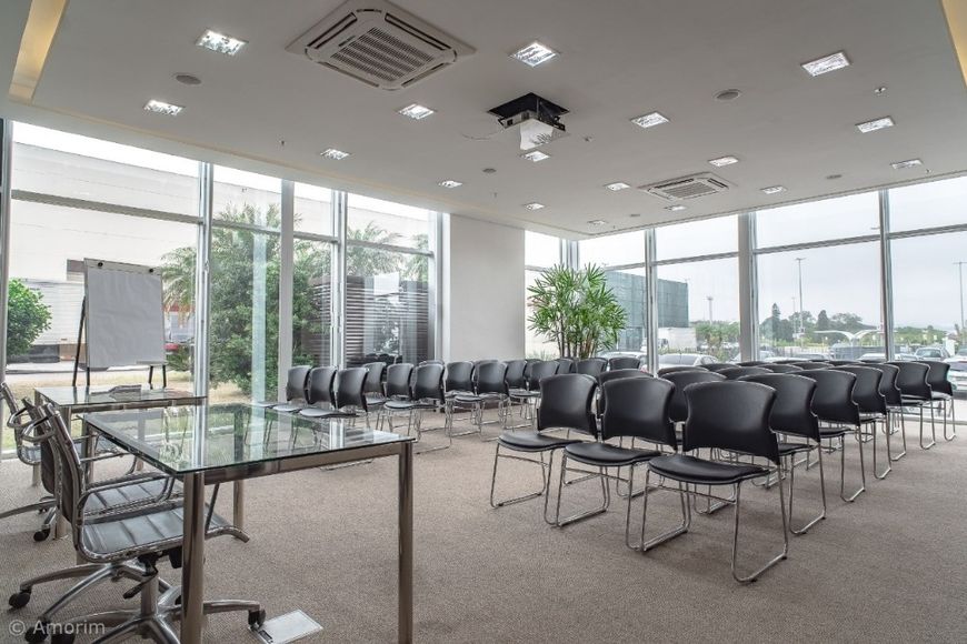 Sala comercial no Diamond Tower