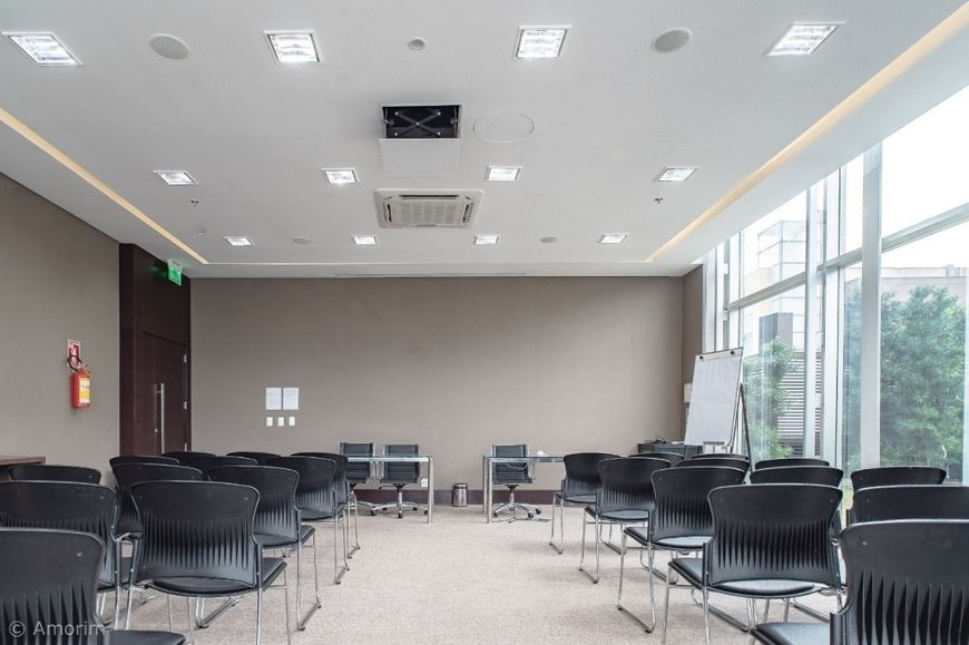 Sala comercial no Diamond Tower