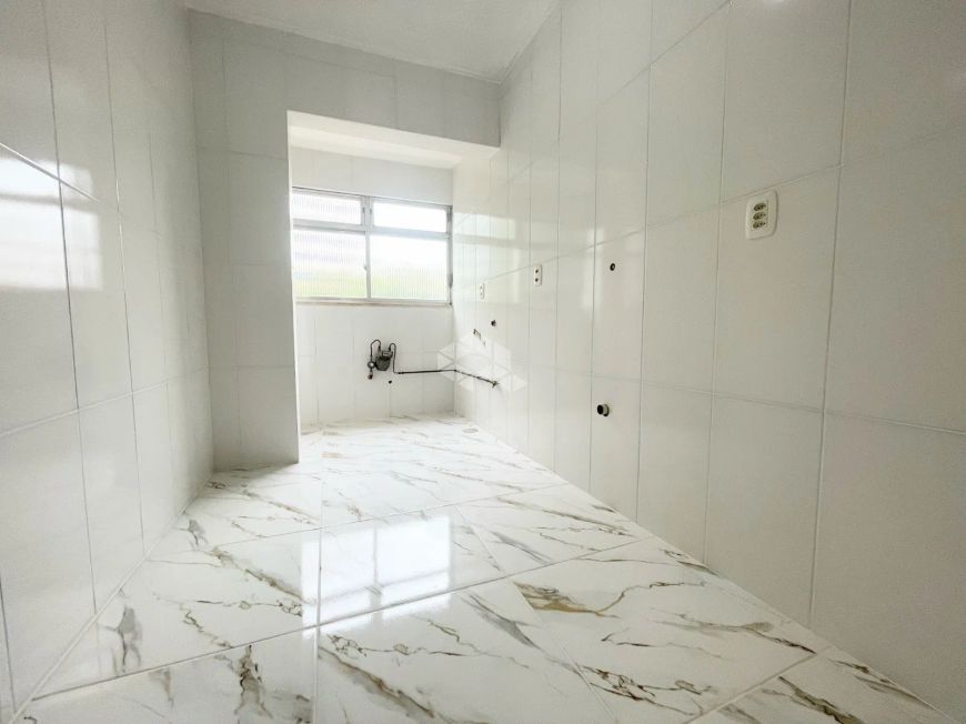 Apartamento 02 dormitórios no bairro Praia de Belas