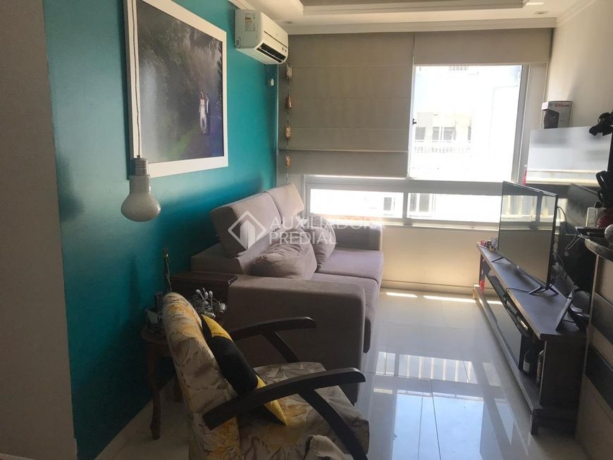Apartamento no bairro Passo das Pedras