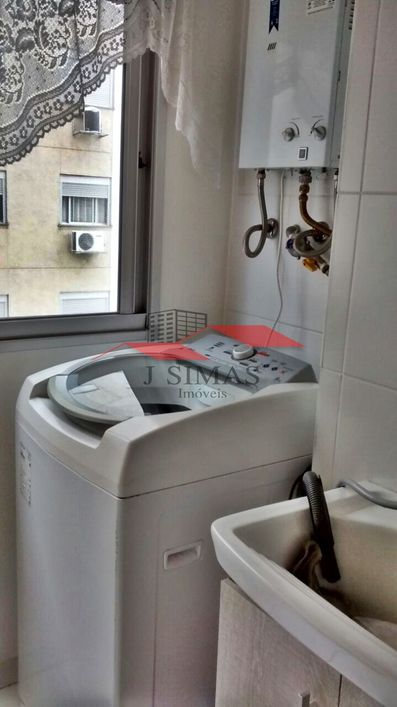 Apartamento (Padrão), com 2 quartos e 1 banheiros à Venda, 48 m² em Porto Alegre/RS