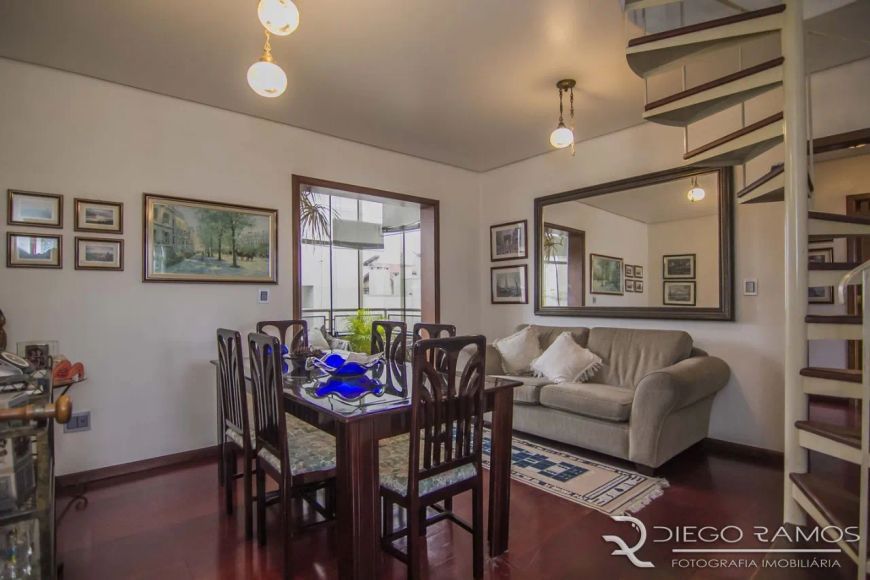Cobertura à venda no Jardim Botânico com 3 dormitórios e 164 m² de área útil