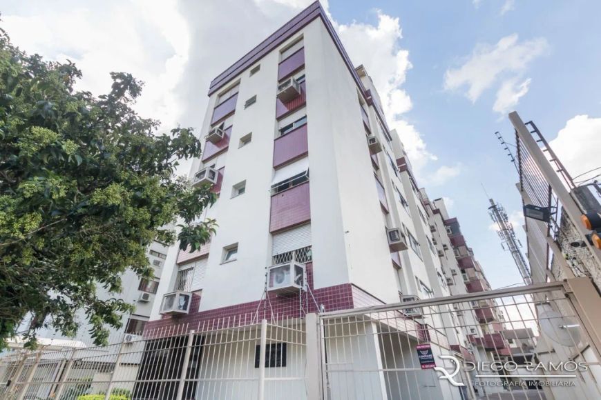 Cobertura à venda no Jardim Botânico com 3 dormitórios e 164 m² de área útil