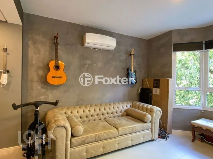 Apartamento a venda com 47m², 1 quarto, lavabo, vaga no Centro Histórico - Porto Alegre - RS