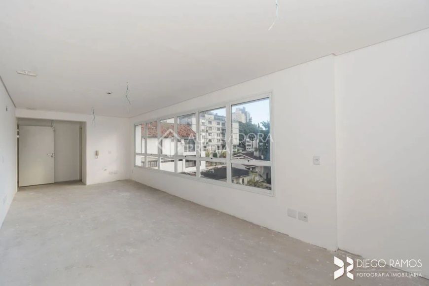 Excelente sala comercial com 39,37m² com vaga na Rua Luzitana.
