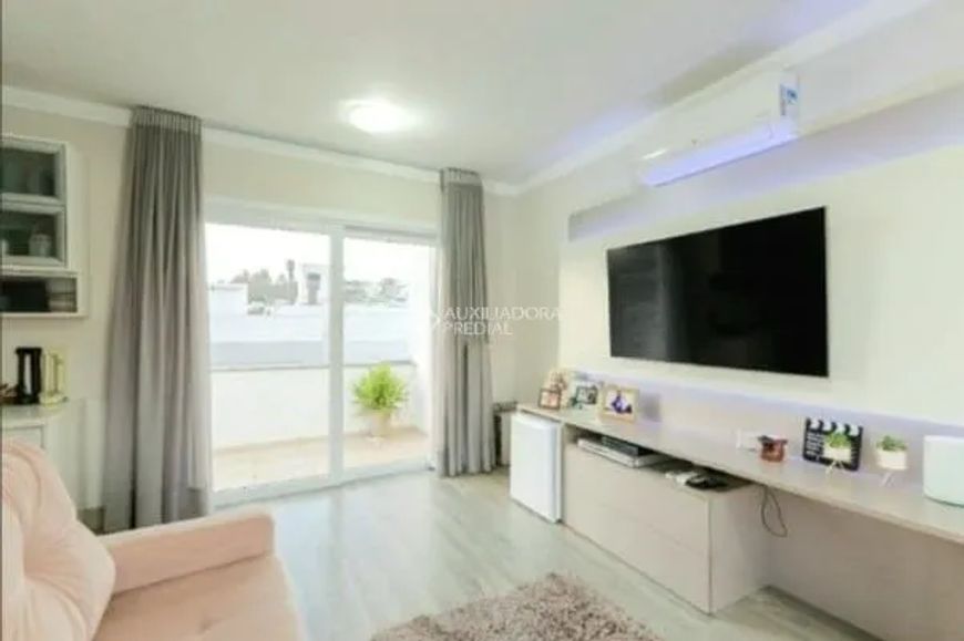 Casa com 3 quartos no bairro Hípica.