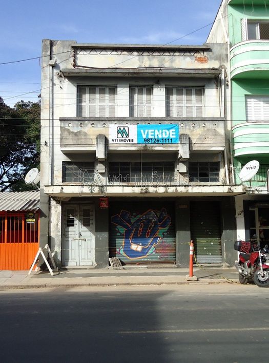 Prédio comercial, ótima localização no 4º distrito