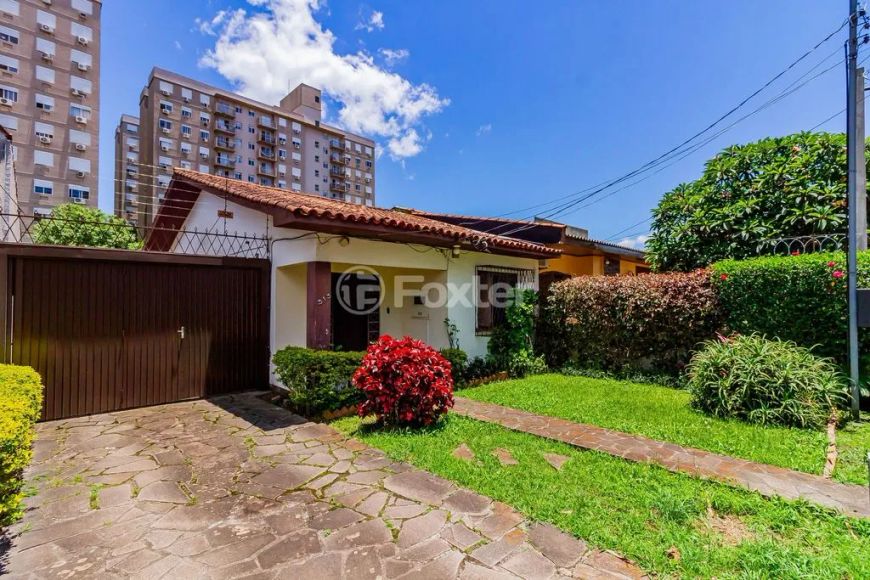 Térrea para venda com 143 metros quadrados com 3 quartos em Camaquã - Porto Alegre - RS