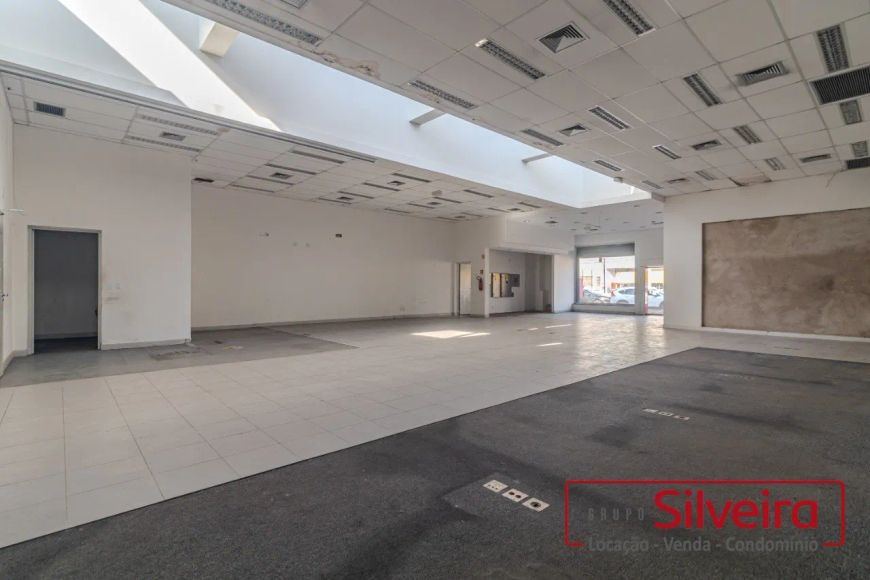 LOJA/PRÉDIO COMERCIAL NO PETRÓPOLIS COM 400M²