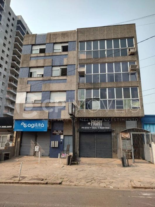 Salas/Conjuntos em Porto Alegre, no bairro Passo da Areia, à venda.
