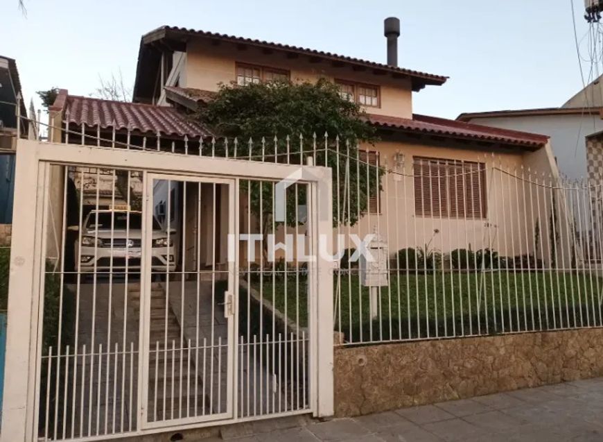 Casa, 230 M², Venda, Semi Mobiliada, 3 Dormitórios, Suite, 3 Banheiros, 4 Vagas Estacionamento, PUC,