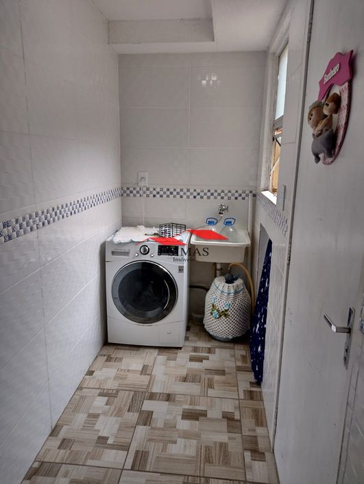 Apartamento (Padrão), com 2 quartos e 1 banheiros à Venda, 49 m² em Porto Alegre/RS