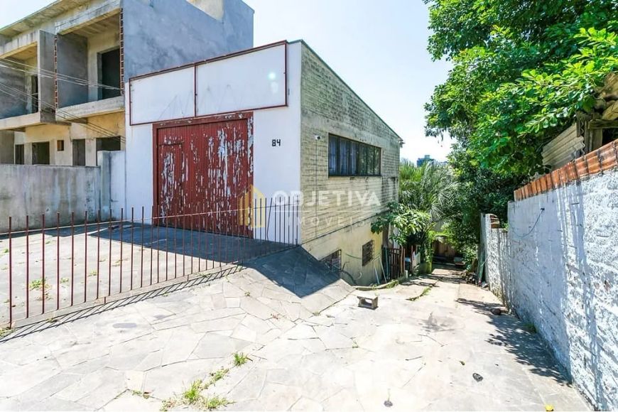Casa à venda 3 Quartos 2 Vagas 170M² Jardim Itu Porto Alegre - RS