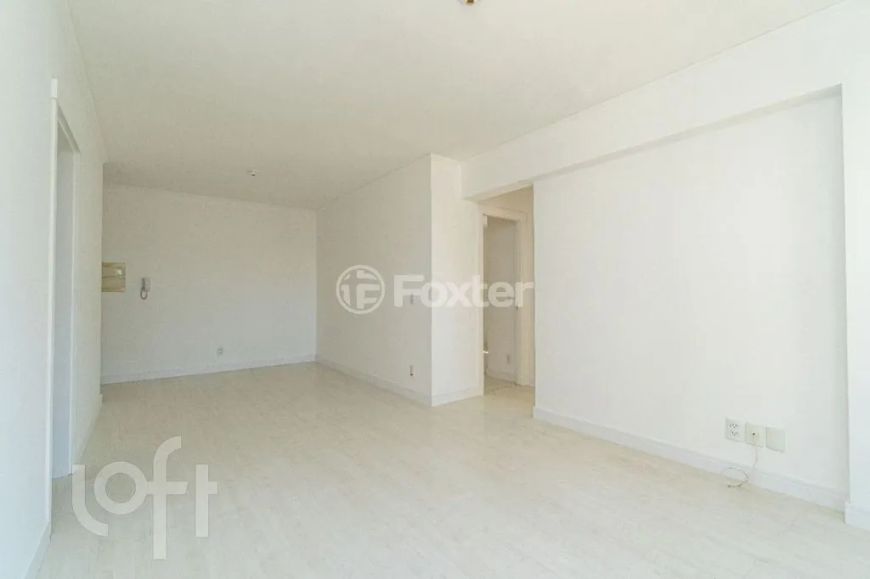 Apartamento à venda com 2 dormitórios e 2 vagas no bairro Menino Deus - Porto Alegre - RS