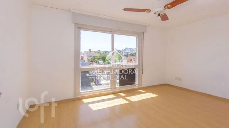 Apartamento à venda com 2 dormitórios e 1 vaga no bairro Partenon - Porto Alegre - RS