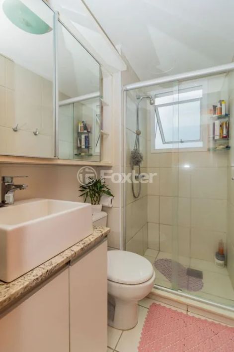Apartamento dois quartos uma vaga escriturada para venda no bairro Camaquã
