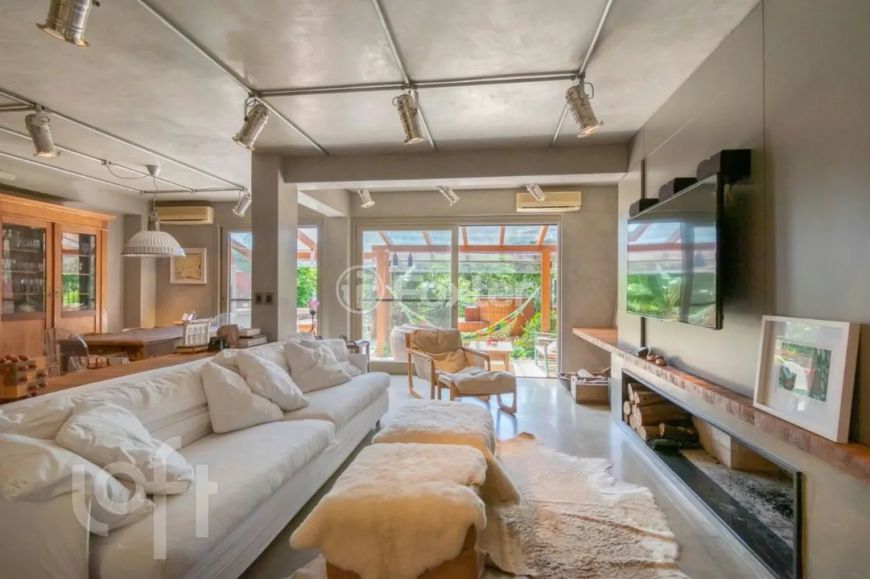 Casa em Condomínio à venda Rua Ênio Andrade, Três Figueiras - Porto Alegre
