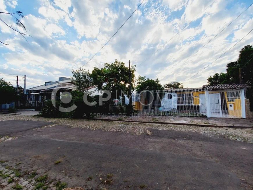 Terreno em Porto Alegre, no bairro Jardim Sabará, à venda.