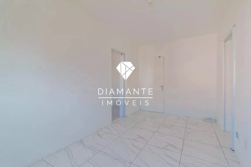 APTO 2D REFORMADO COM 2 VAGAS EM FRENTE A UNIRITER