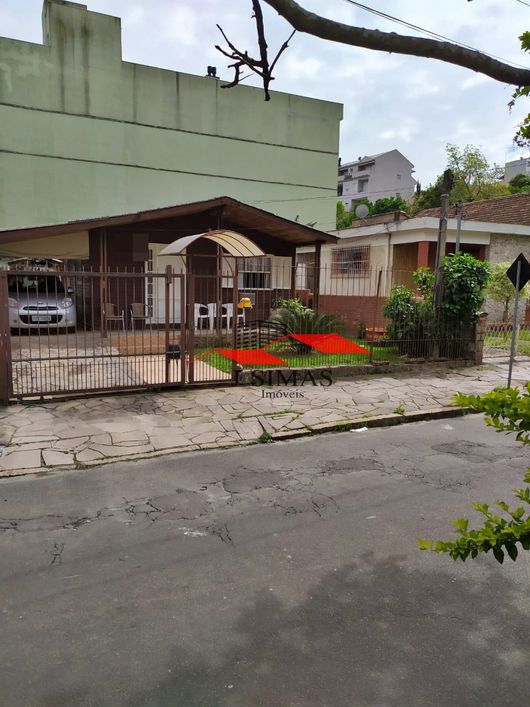 Terreno (Em rua) à Venda, 300m² - Bairro Jardim São Pedro em Porto Alegre