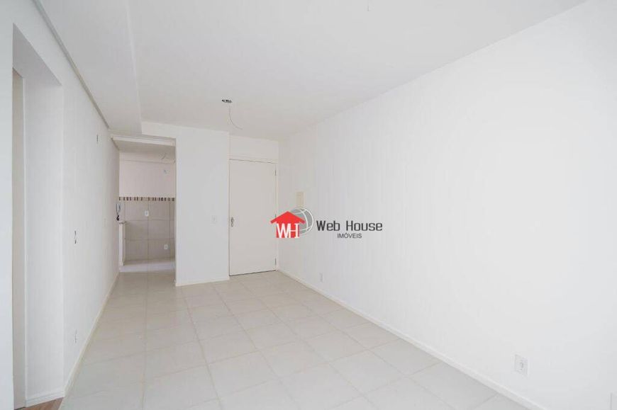 Apartamento com 3 dormitórios à venda, 62 m² por R$ 221.900,00 - Hípica - Porto Alegre/RS