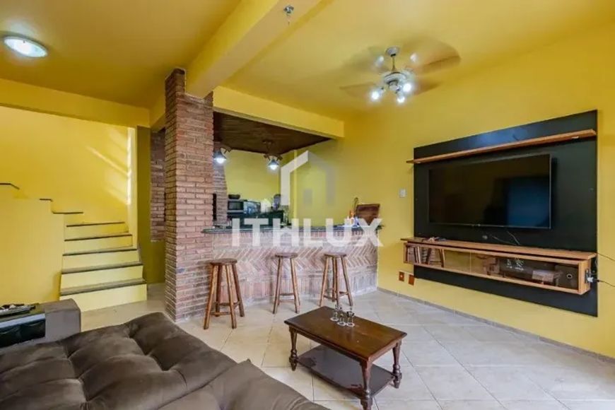 Ótima Casa, 160M², Venda, Semimobiliada, 3 Dormitórios, 1 Suíte, 1 Vaga Estacionamento, POA/RS